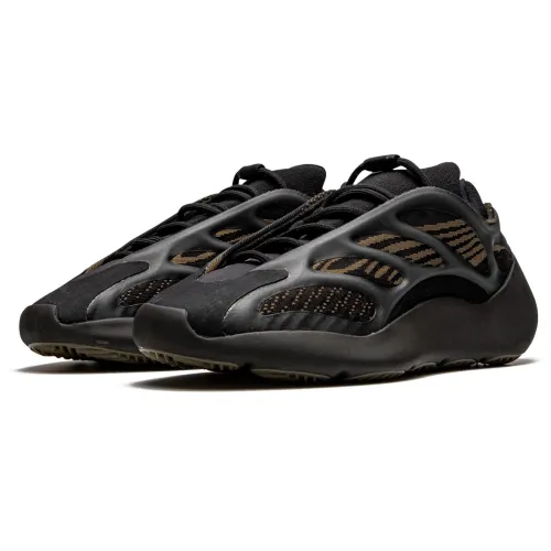 Yeezy 700 V3 'Clay Brown' GY0189
