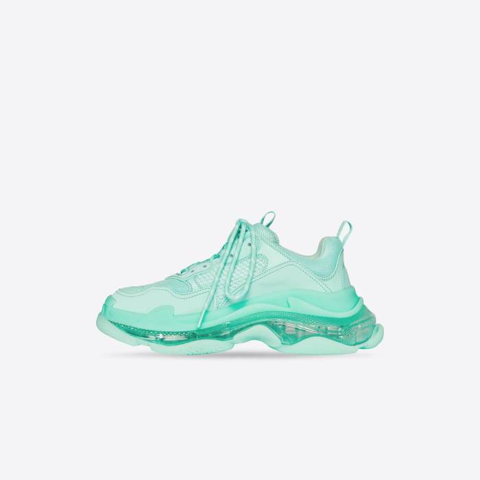 Men's Triple S Sneaker Clear Sole in Green 541624W2GA14500
