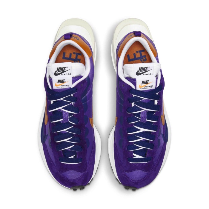 sacai x Nike VaporWaffle 'Dark Iris' DD1875 500