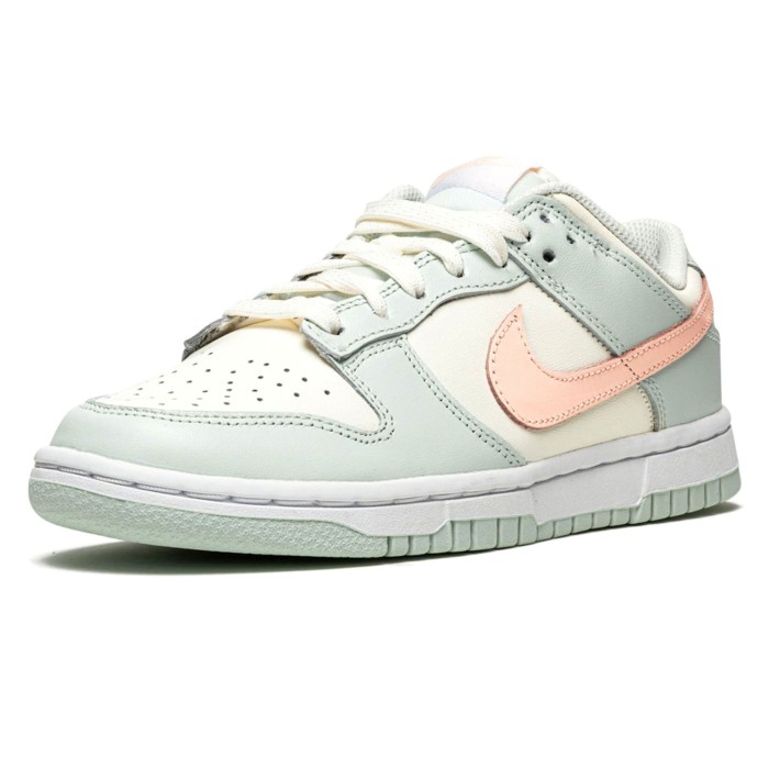 Nike Dunk Low Wmns 'Barely Green' DD1503 104