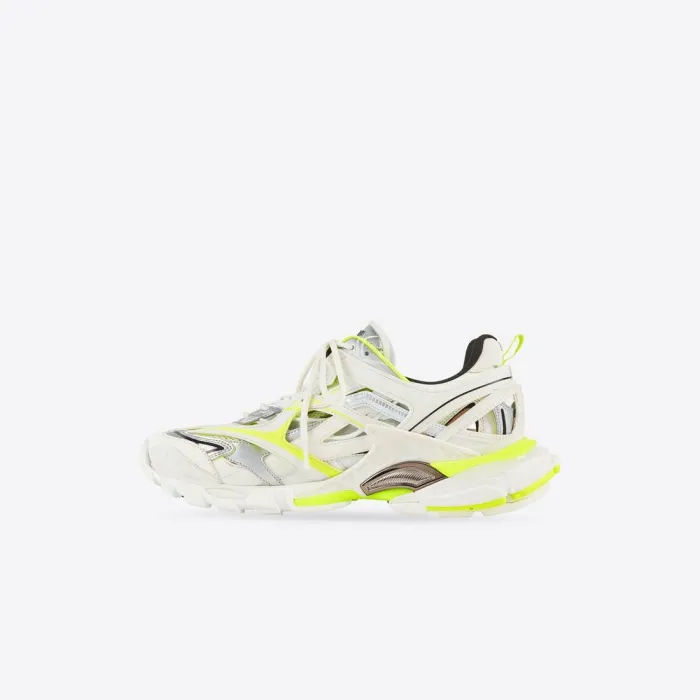 Women's Track.2 Sneaker in White 568615W2GN39073