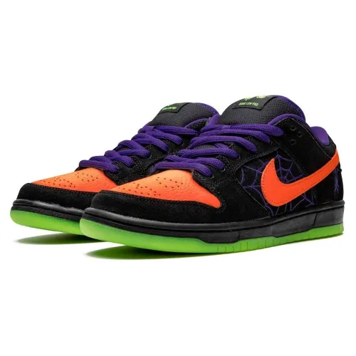 Nike Dunk Low SB 'Night of Mischief' bq6817-006