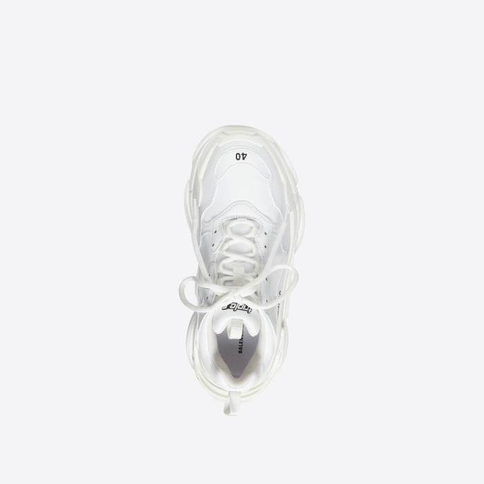 Men's Triple S Sneaker in White 536737W2FA59000