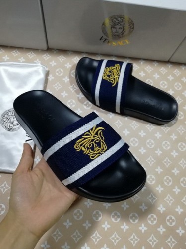 Versace men slippers AAA-207(38-46)