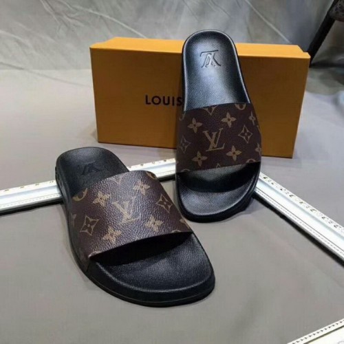 LV men slippers AAA-538