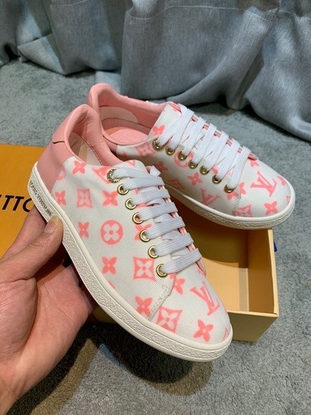 LV Women Shoes 1：1 Quality-529