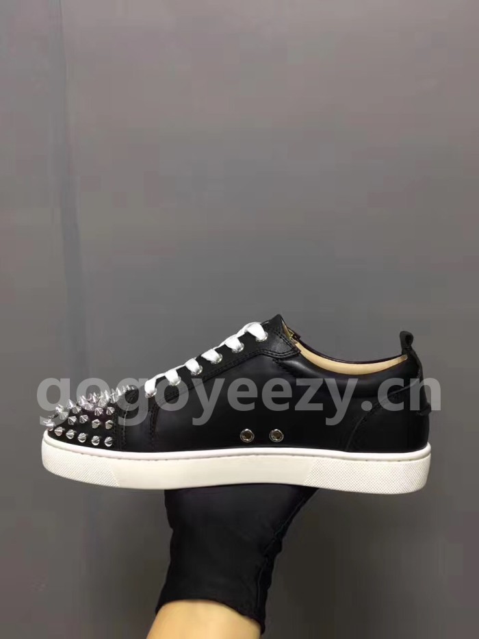 Super Max Christian Louboutin Shoes-814