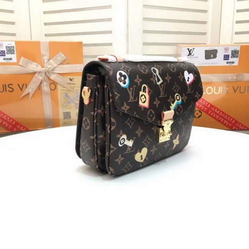 LV Hangbags AAA-121