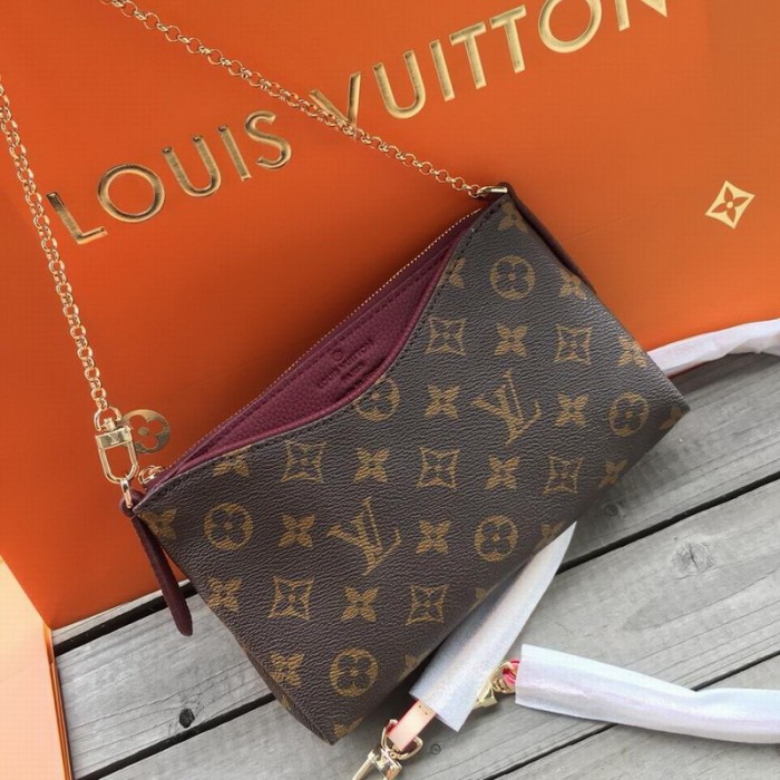 LV Hangbags AAA Women-424