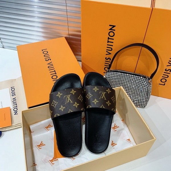 LV Sandals 1;1 Quality-134