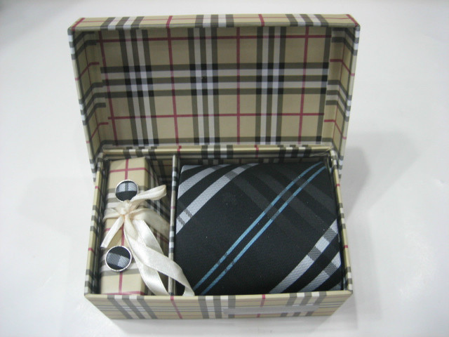 Burberry Necktie AAA Quality-207