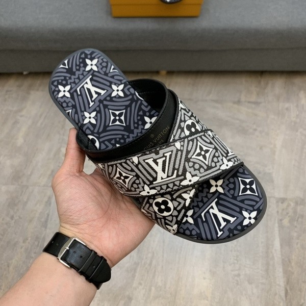 LV men slippers AAA-779