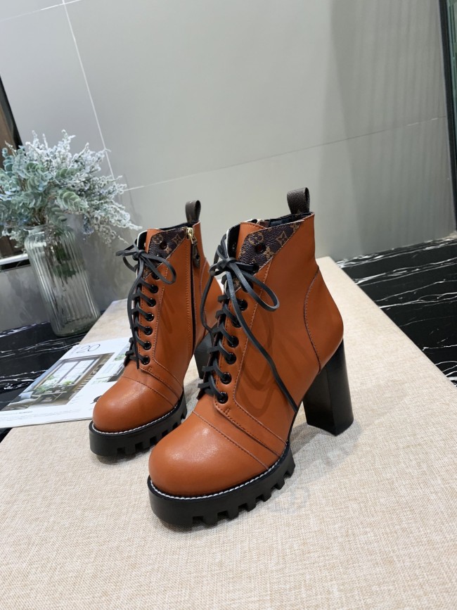 LV Women Shoes 1;1 Quality-303