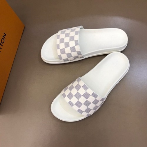 LV men slippers AAA-843