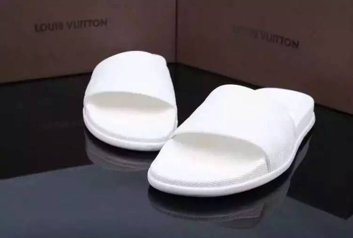 LV men slippers AAA-109