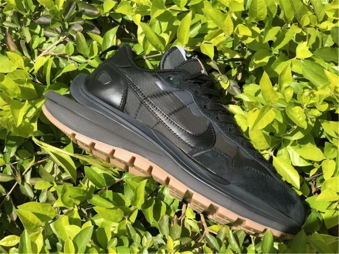 Authentic Sacai x Nike VaporWaffle Black