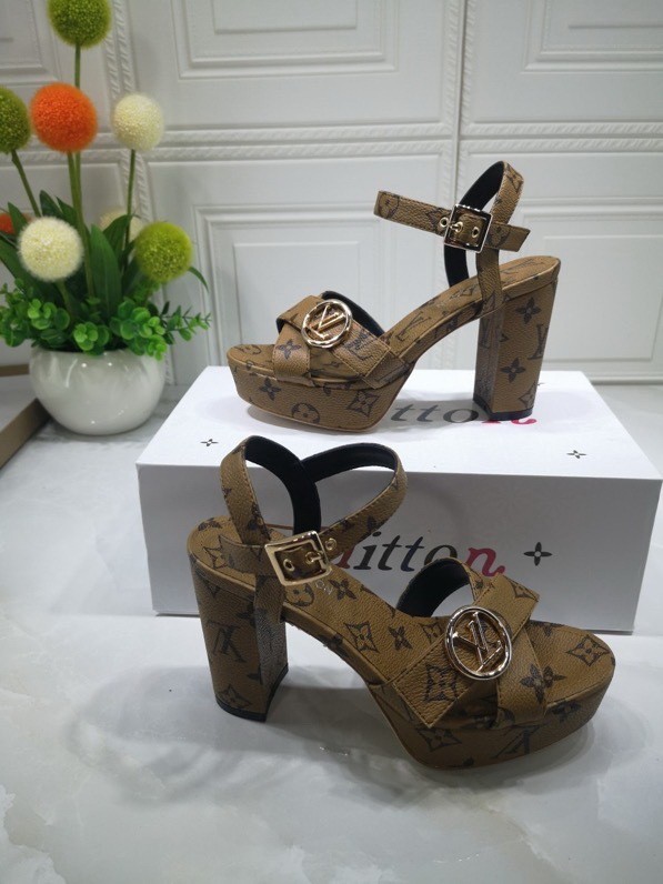 LV Sandals 1;1 Quality-129