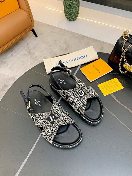 LV women Sandals 1：1 Quality-275