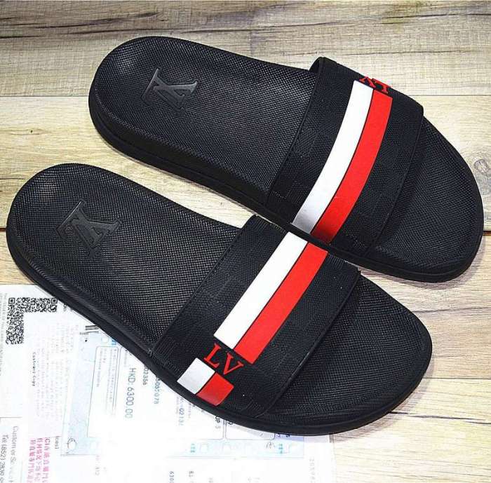 LV men slippers AAA-101