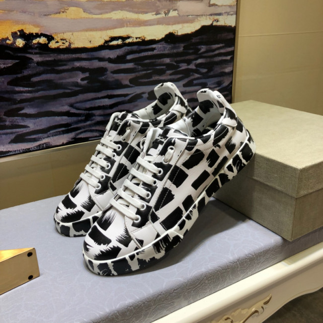 D&G men shoes 1;1 quality -044