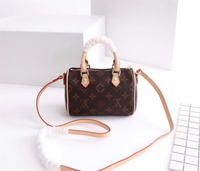 LV Hangbags AAA Women-540