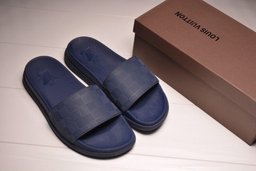 LV men slippers AAA-111