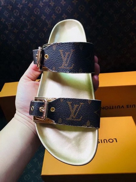 LV women Sandals 1：1 Quality-176