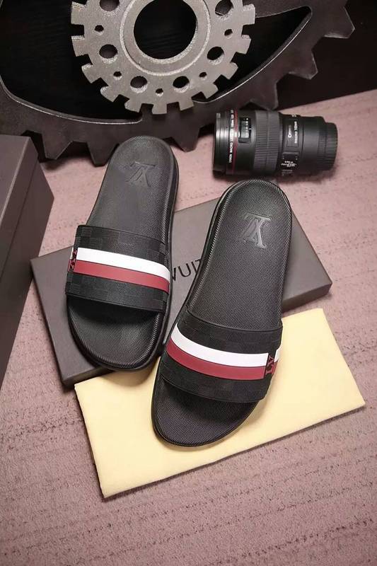 LV men slippers AAA-107