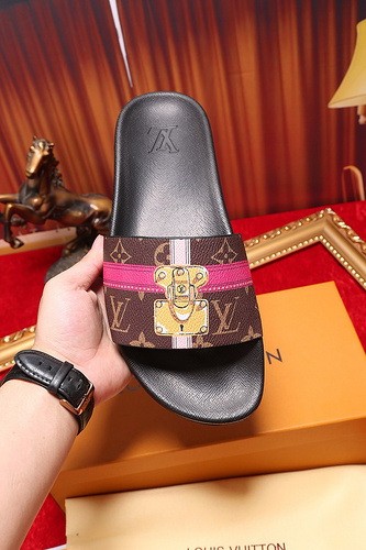 LV men slippers AAA-277(38-45)