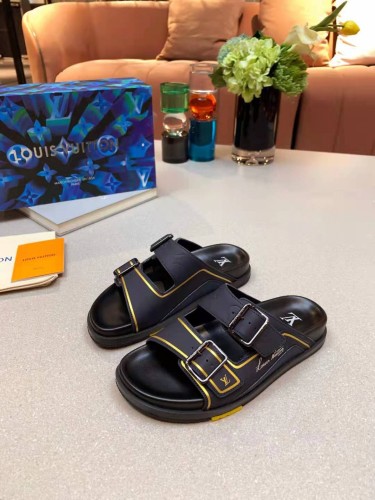 LV Sandals 1：1 Quality-207