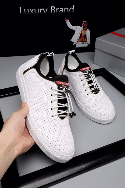 Prada men shoes 1:1 quality-075