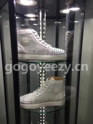 Super Max Christian Louboutin Shoes-548