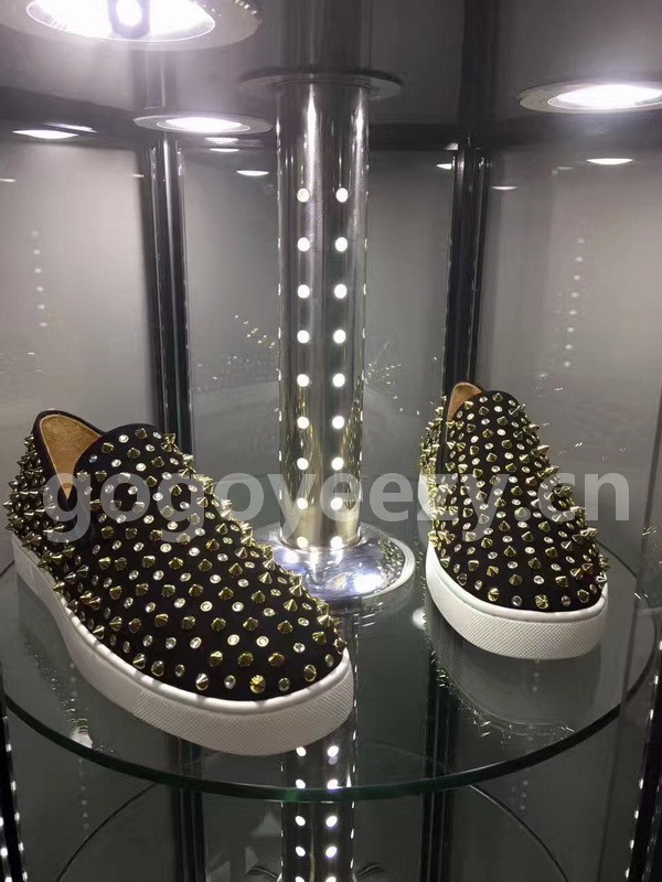 Super Max Christian Louboutin Shoes-678
