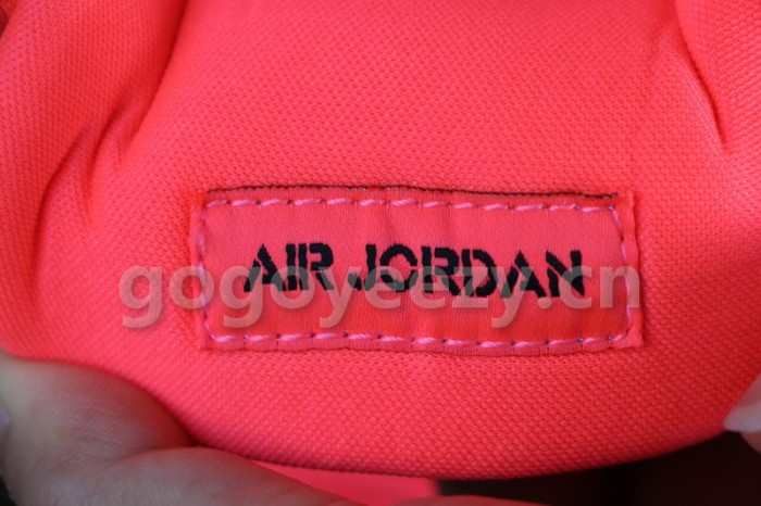 Authentic  Air Jordan 4 NRG “Hot Punch”
