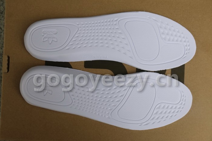 Authentic Yeezy Boost 350 V2 Static(full reflective)