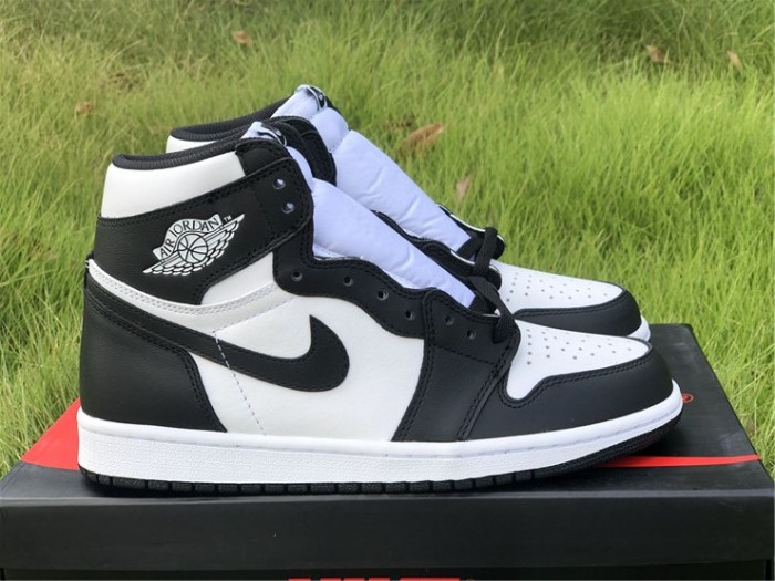 Super Max Perfect Jordan 1 shoes-130