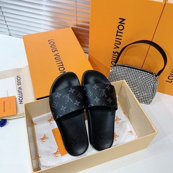 LV Sandals 1;1 Quality-136