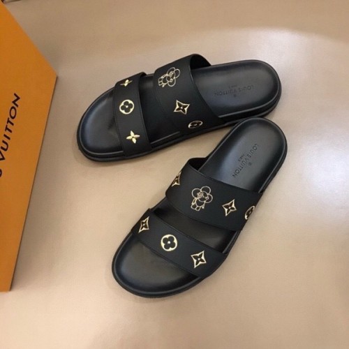 LV men slippers AAA-819