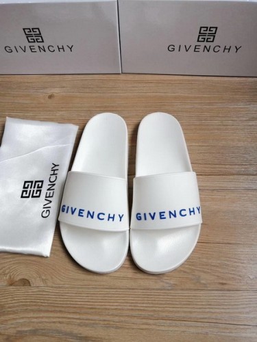 Givenchy women slippers AAA-026