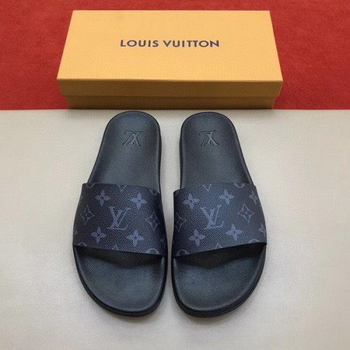 LV men slippers AAA-435