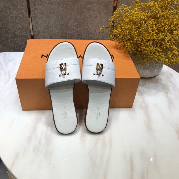 LV Sandals 1;1 Quality-068