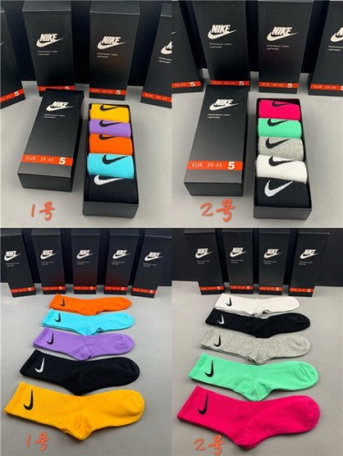 Nike Socks-012