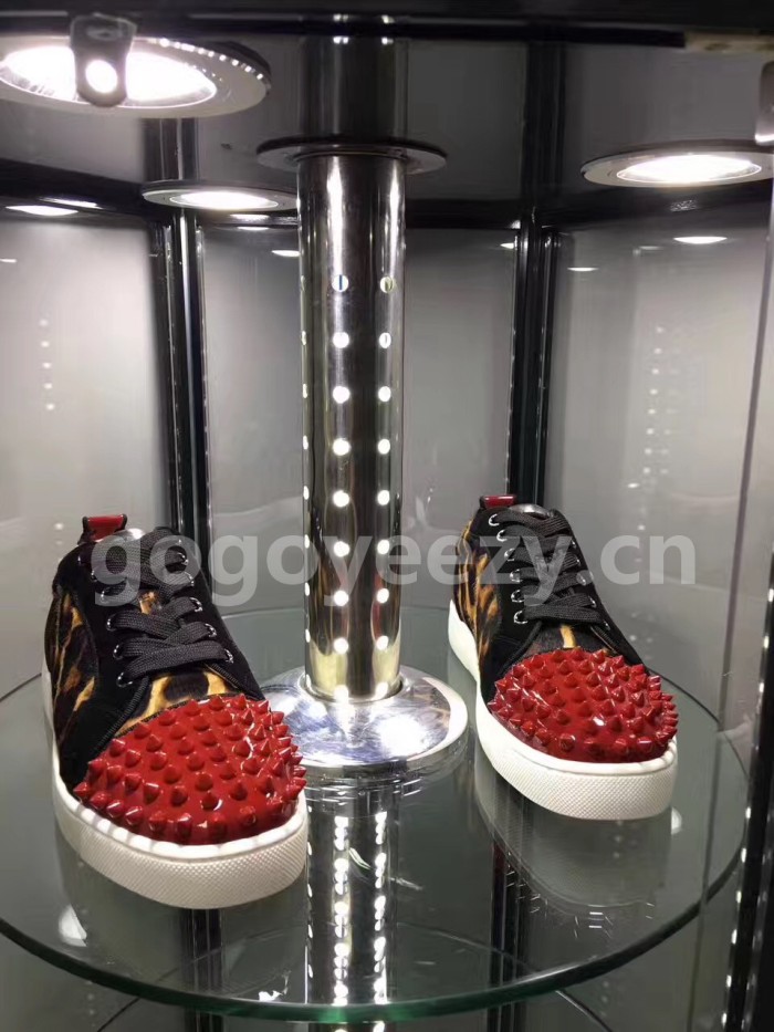 Super Max Christian Louboutin Shoes-722