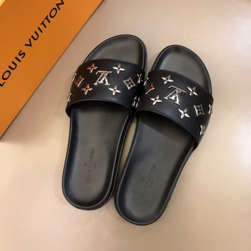 LV men slippers AAA-677