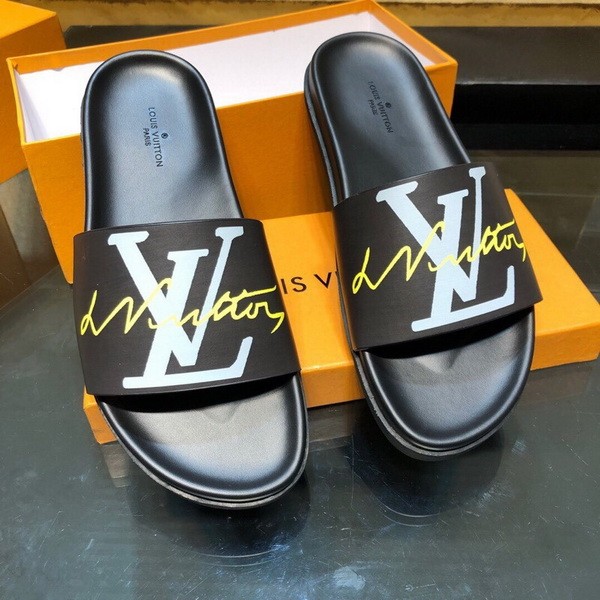 LV men slippers AAA-427