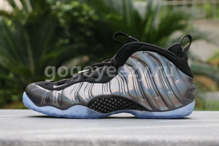 Authentic Nike Air Foamposite One “Hologram”