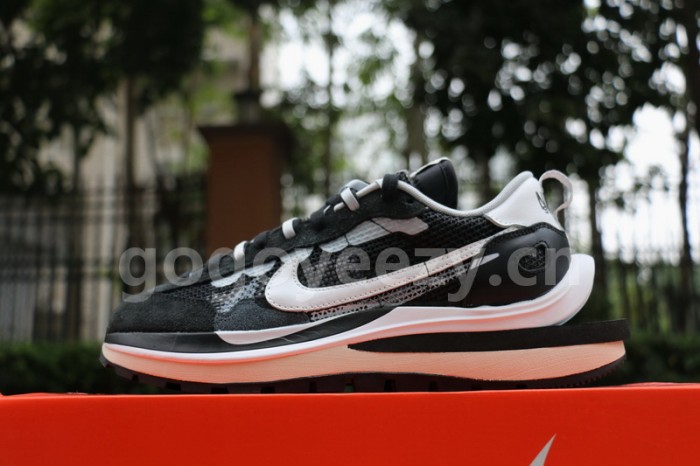 Authentic Sacai x Nike Pegasus VaporFly SP Black