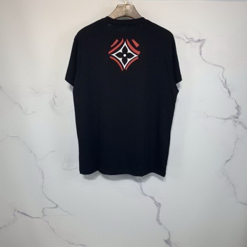 LV  t-shirt men-111(M-XXL)