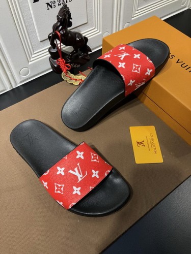 LV men slippers AAA-565