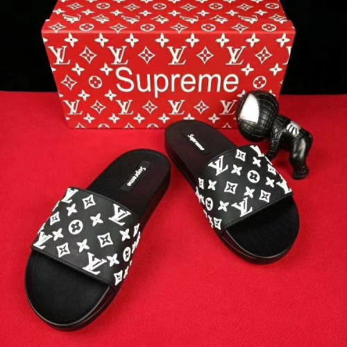 LV men slippers AAA-267(38-46)